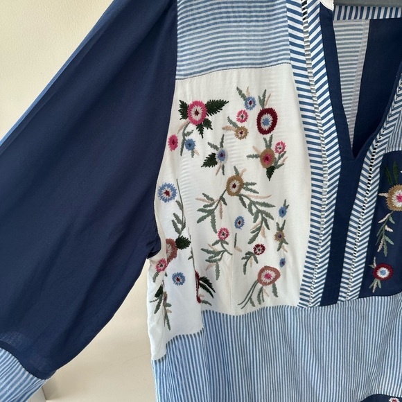 Chico's embroidered blouse size 20 22 blue white boho stripe - Picture 6 of 7